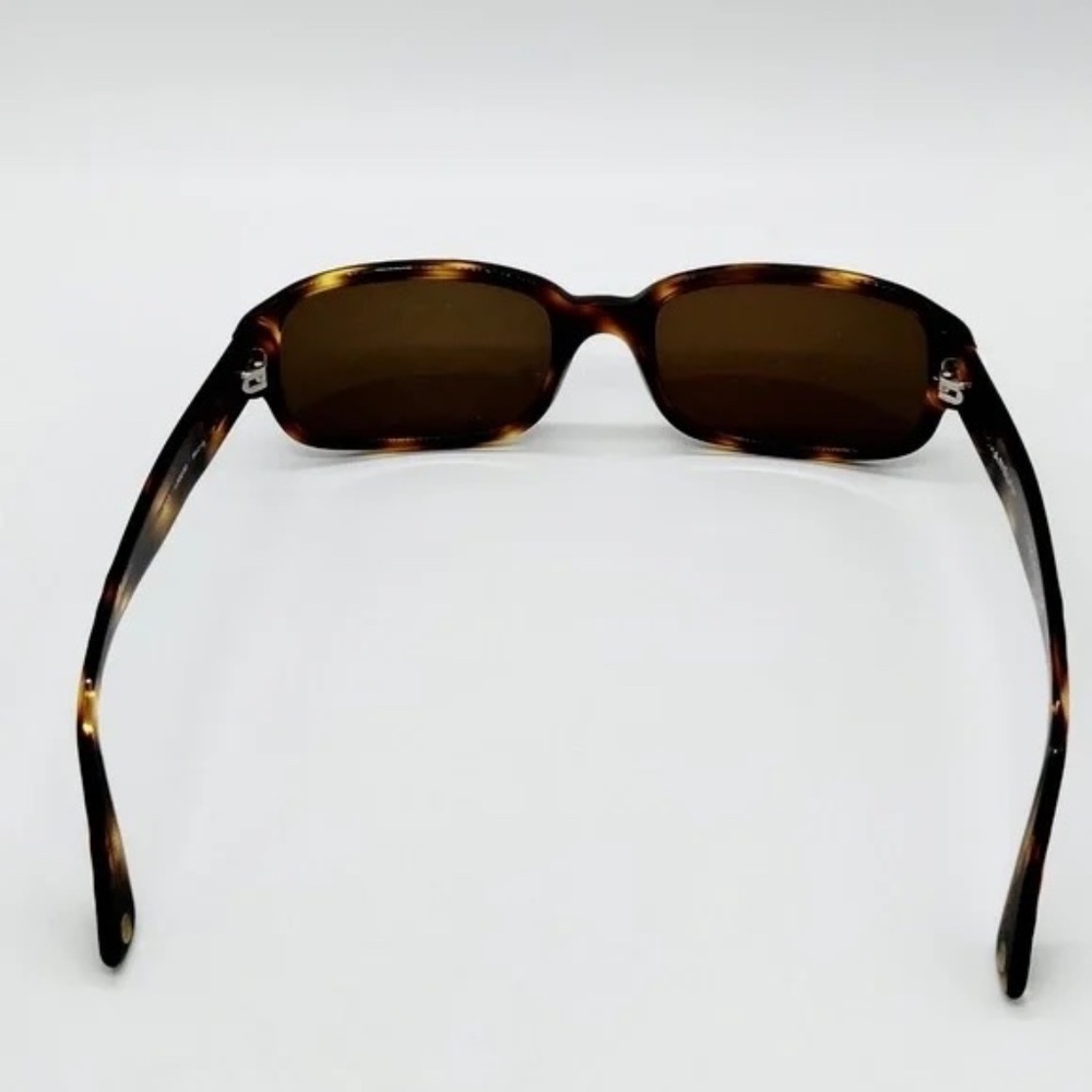 CHANEL Brown Sunglasses - Picture 4 of 10